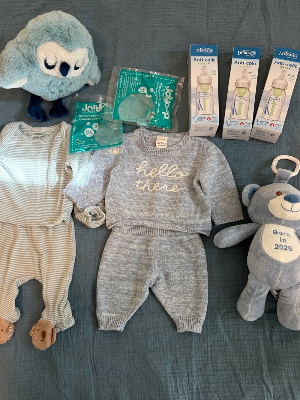 Newborn bundle items